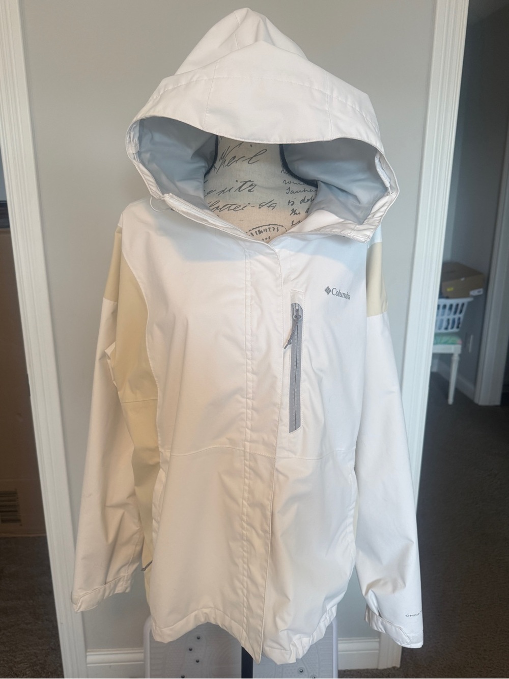 Columbia Women's White Hooded Waterproof Jacket